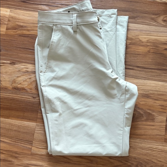 Under Armour Other - Under Armour Men's Cream Chinos